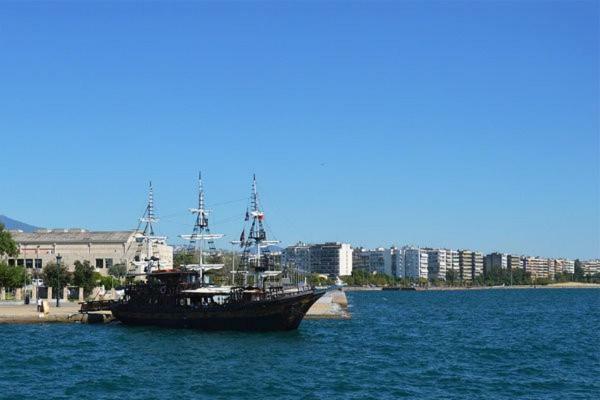 City Center Apartment Near Helexpo Thessaloníki Luaran gambar